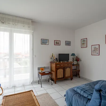 T2 Calme Avec Terrasse, Parking Prive, Proche Commerces Et Plages - - Fr-1-319-505 * ארסשון
